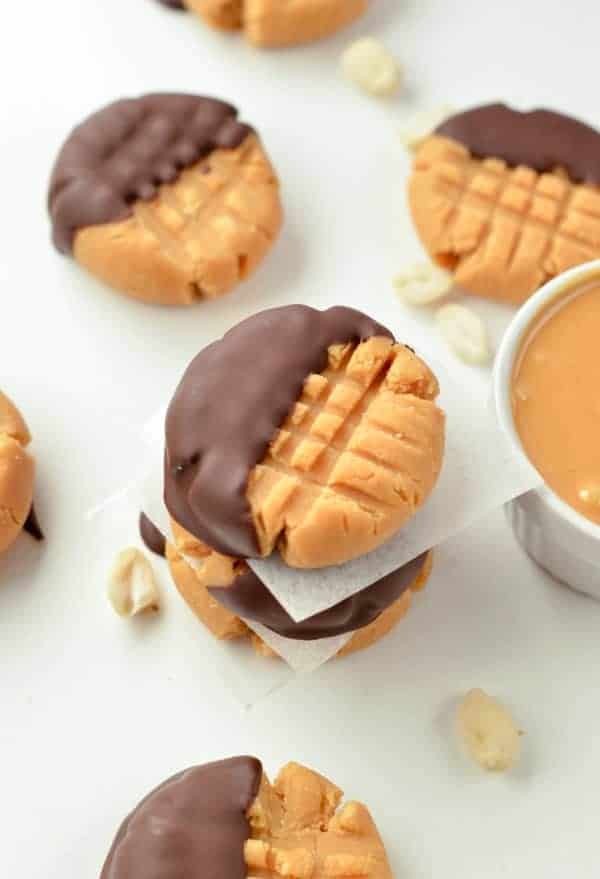 THE BEST NO BAKE Peanut Butter Cookies, Keto, vegan
#nobakepeanutbuttercookies #nobakecookies #peanutbuttercookies #nobakeketocookies #ketovegancookies #ketocookies 3ingredientscookies #easyhealthycookies #easypeanutbuttercookies #ketopeanutbuttercookies #lowcarbpeanutbuttercookies #easyhealthycookies #nobakecookies #vegancookies #veganrawcookies