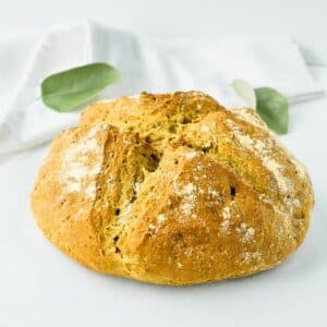 Vegan Irish Soda Bread (5 Ingredients)