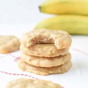 3-Ingredient Banana Cookies (Vegan)