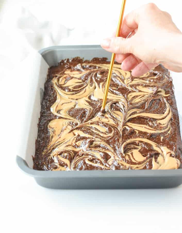 How to swirl peanut butter in brownies