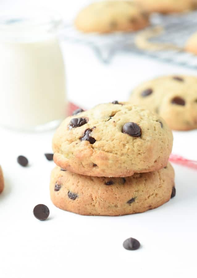 healthy banana chocolate chip cookies