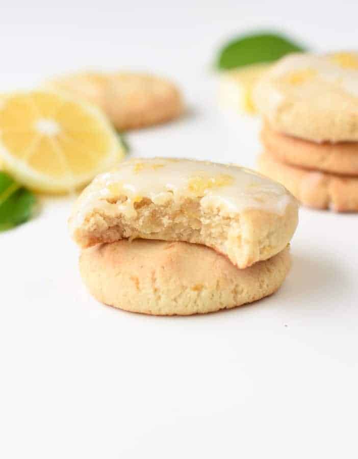 Gluten free lemon cookies with almond flour
