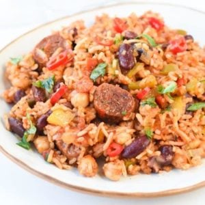 Vegan Jambalaya (One-Pot Recipe, 30 Minutes)