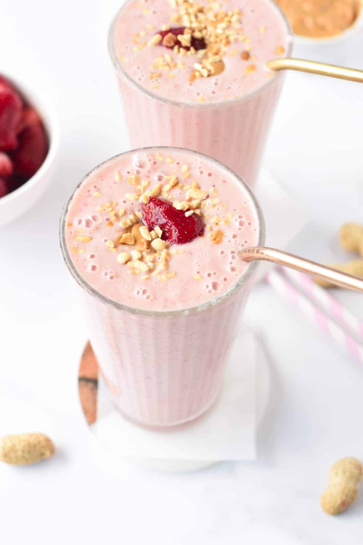 Vegan Strawberry Smoothie