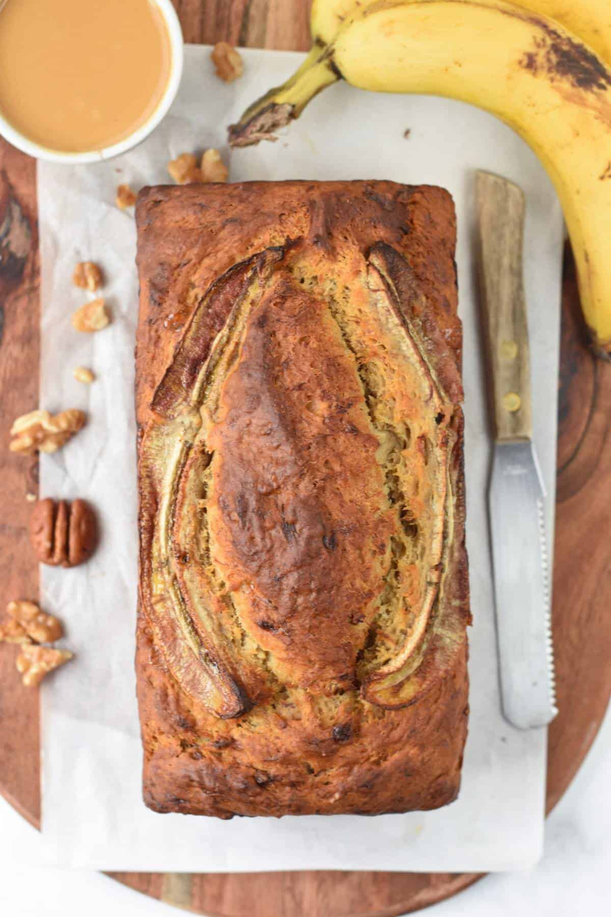 Easy 4 ingredient Banana Bread