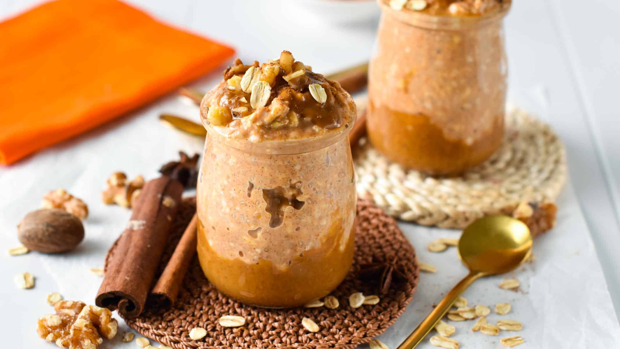 This Pumpkin Overnight Oat recipe has a creamy smooth texture, full of pumpkin spice flavor and nutrients to start the day healthy.