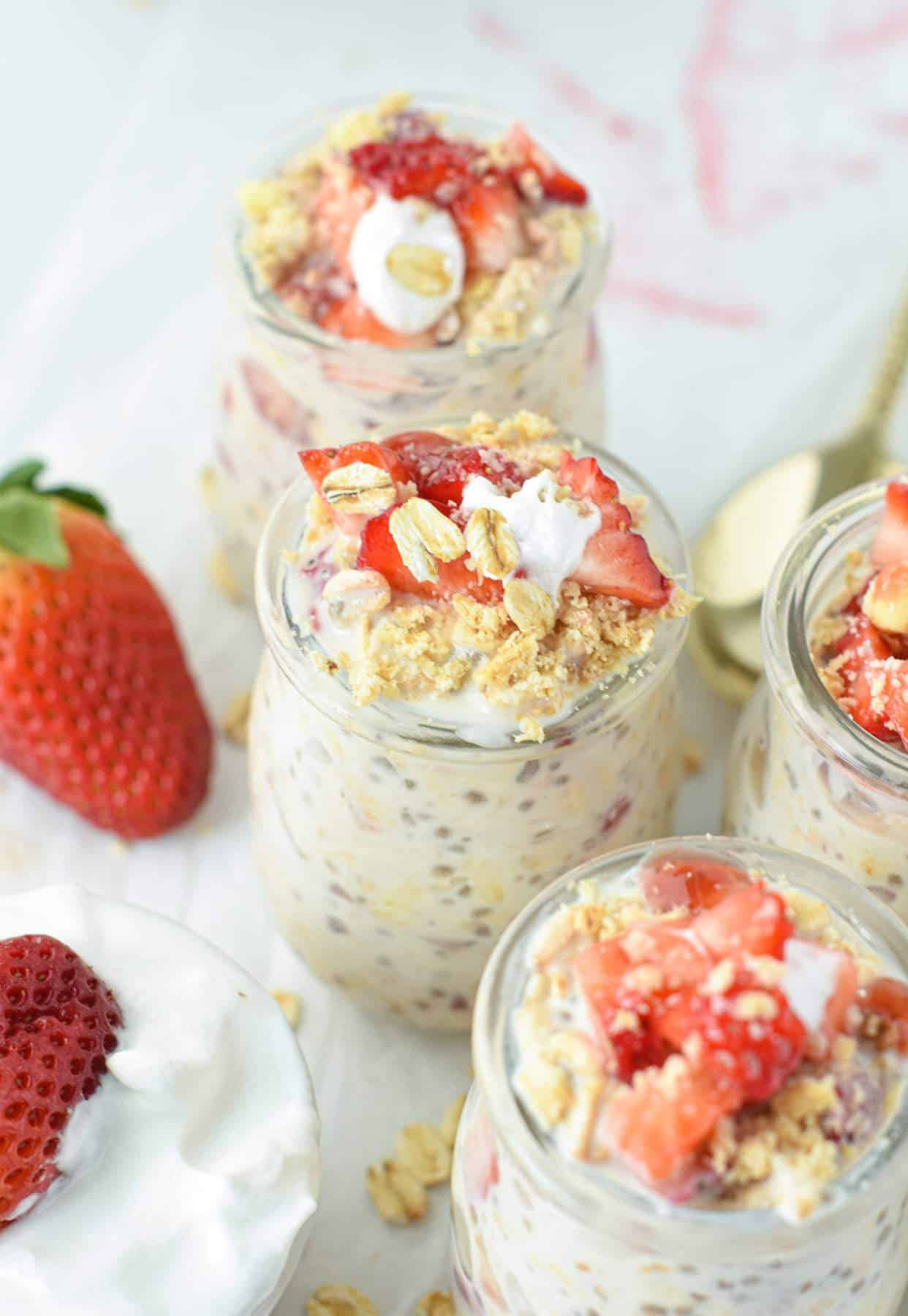 Strawberry Overnight Oats Recipe - Belle of the Kitchen