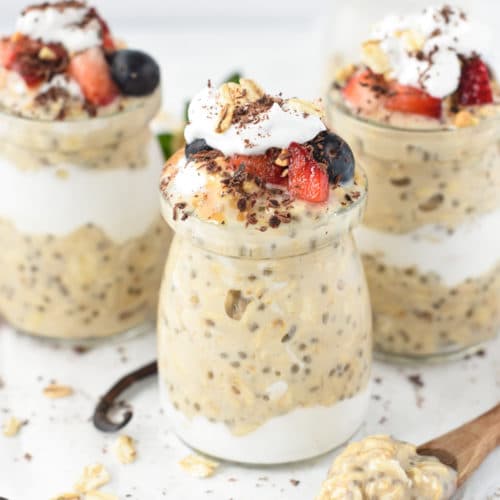 Easy Vanilla Overnight Oats Recipe - No Getting Off This Train