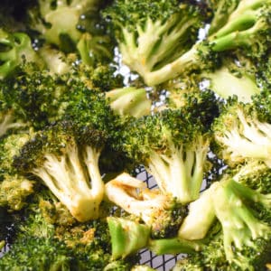 Air Fryer Broccoli Recipe (Ready In 15 Minutes!)