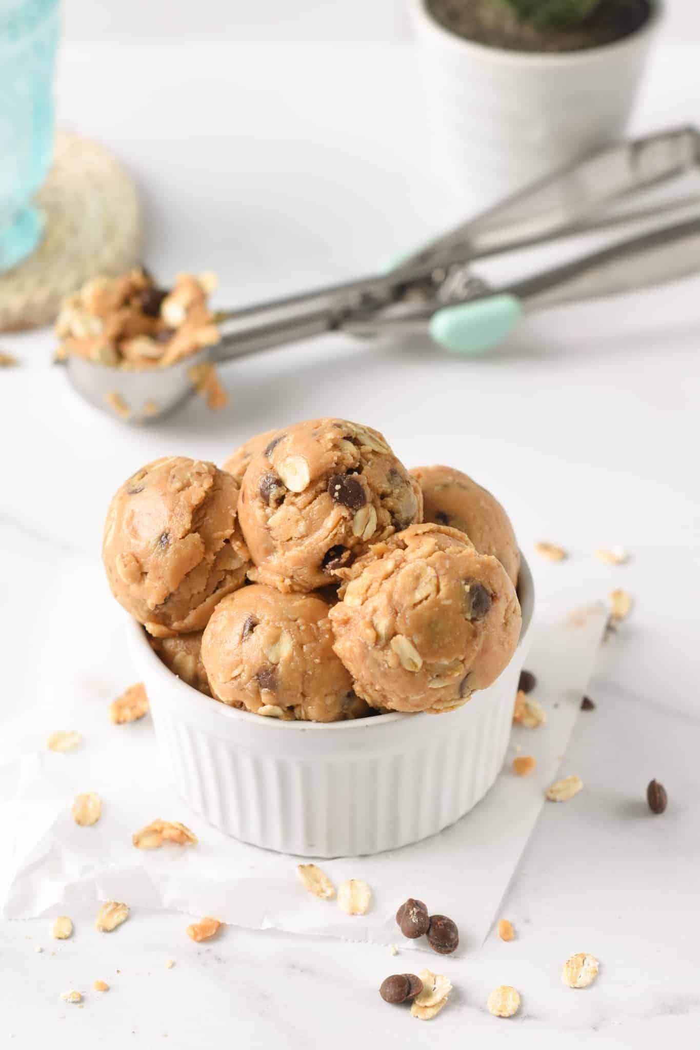 Edible Oatmeal Cookie Dough Healthy 5 ingredients Vegan