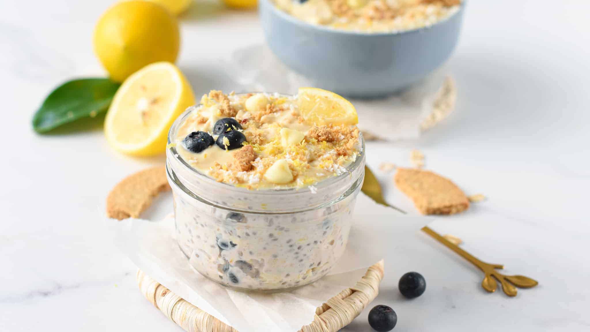 Vanilla Cream Protein Overnight Oats - Jar Of Lemons