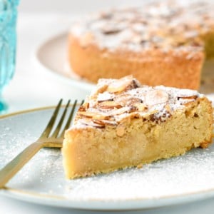 Almond Flour Cake without eggs