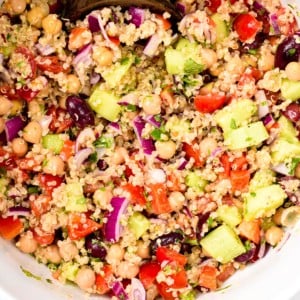 Quinoa Chickpea Salad