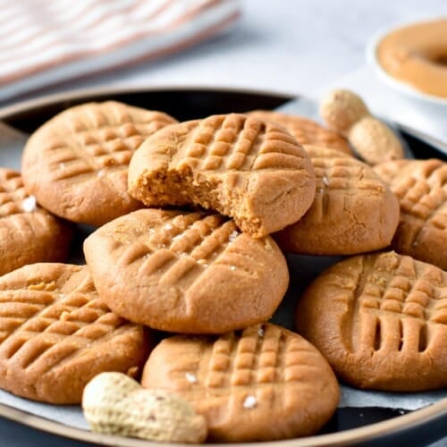 2-Ingredient Peanut Butter Cookies