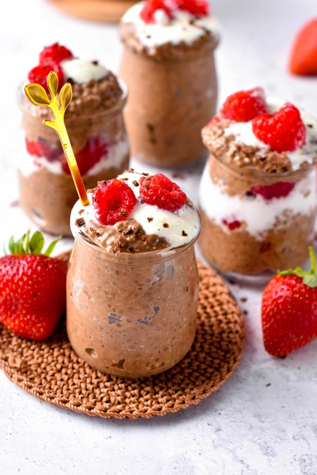 This Protein Chia Pudding recipe is packed with 18 g plant-based proteins and so easy to meal prep healthy protein breakfast. Plus, this is a low-carb gluten-free breakfast too so everyone can have some.