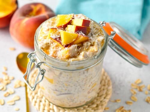  This Peach Overnights Oats recipe is a delicious creamy, refreshing healthy breakfast with fresh peaches. Plus, it's a naturally plant-based breakfast too with easy gluten-free option.