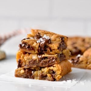 These vegan blondies are chewy, gooey vanilla bars filled with chocolate chips and crispy edges. Plus these vegan blondies are also nut-free and easy to make gluten-free if desired.These vegan blondies are chewy, gooey vanilla bars filled with chocolate chips and crispy edges. Plus these vegan blondies are also nut-free and easy to make gluten-free if desired.