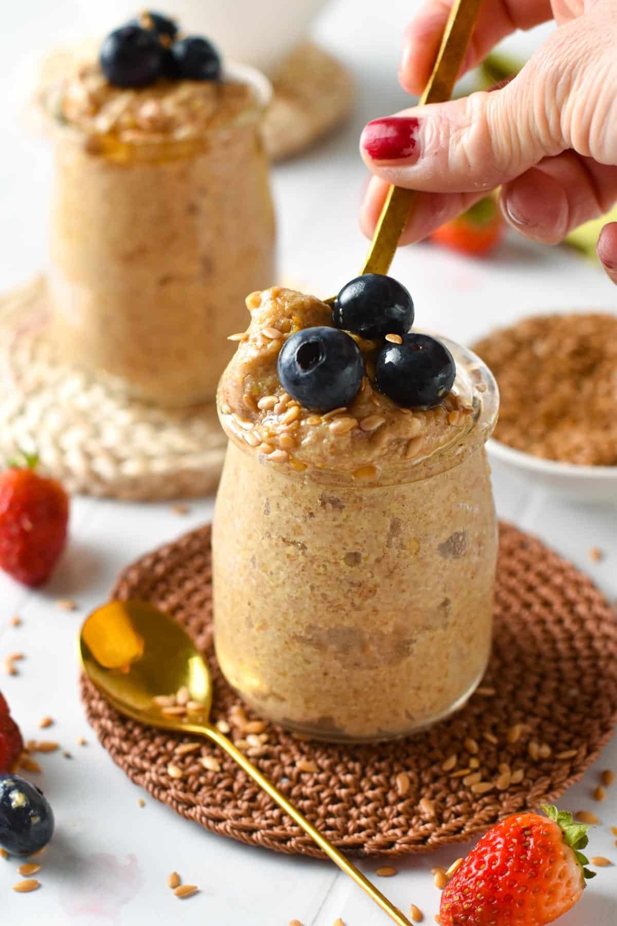 This Flaxseed pudding is an easy healthy high-fiber breakfast with 12g of fiber per serve and a delicious vanilla cinnamon flavor.