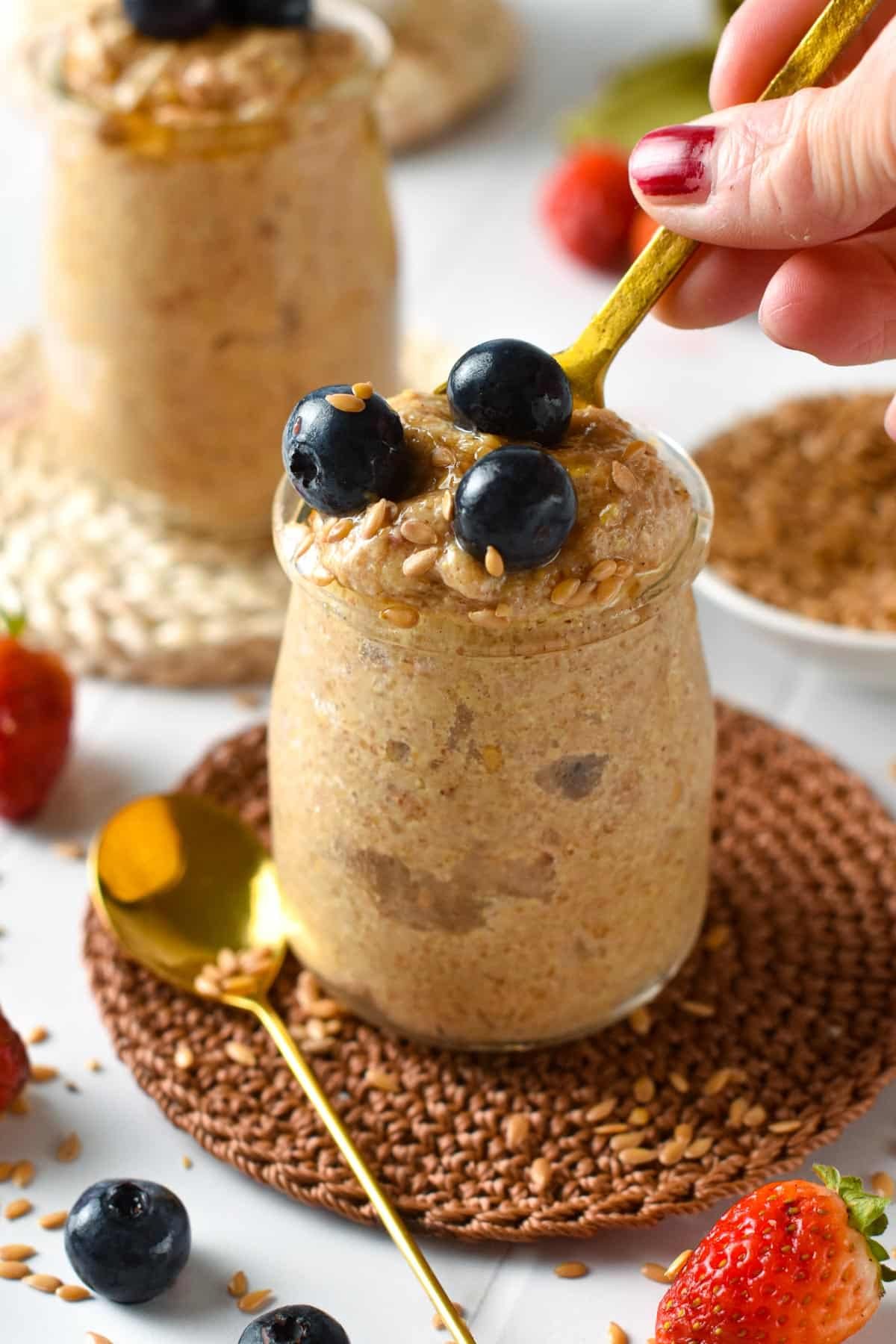 This Flaxseed pudding is an easy healthy high-fiber breakfast with 12g of fiber per serve and a delicious vanilla cinnamon flavor.