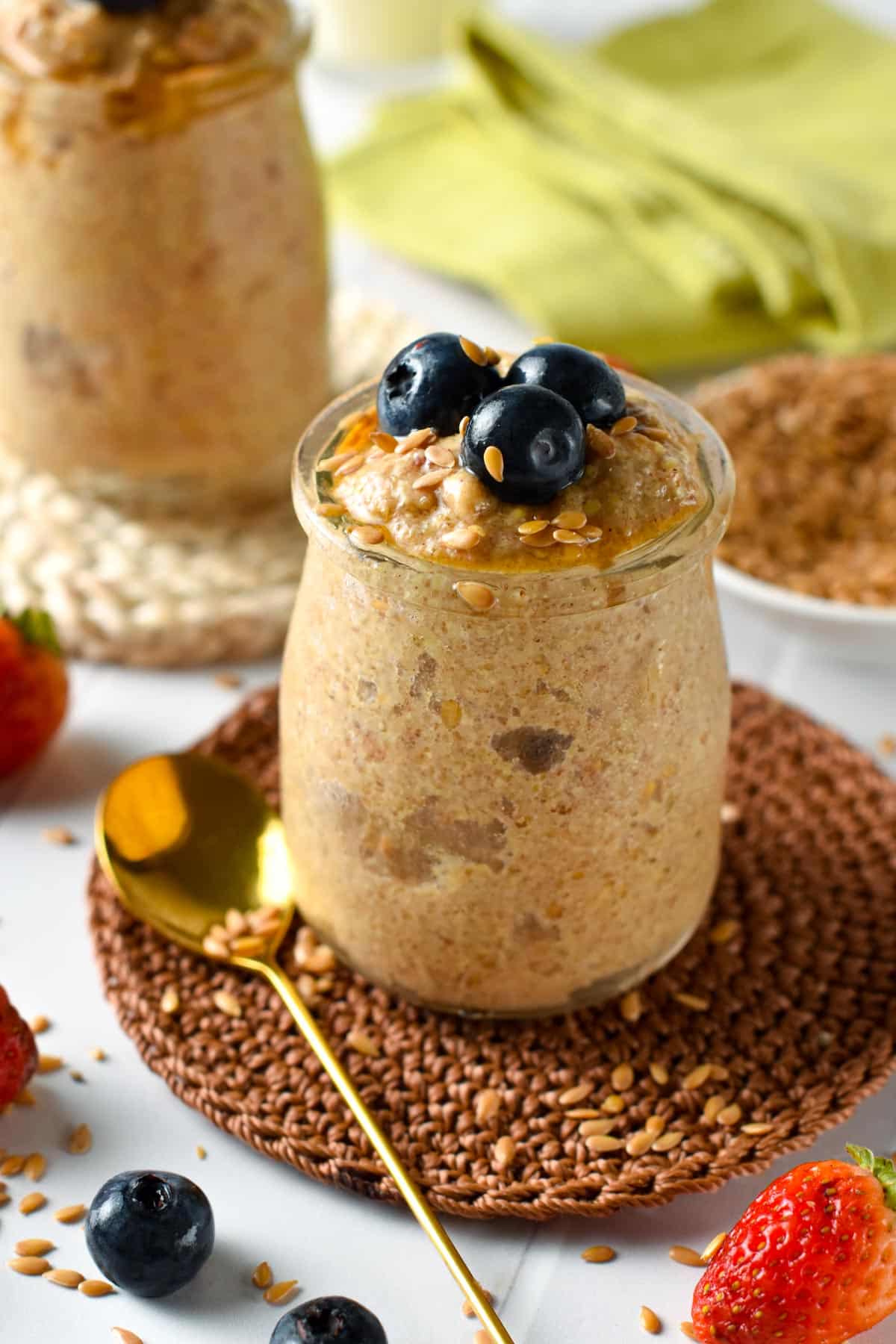 This Flaxseed pudding is an easy healthy high-fiber breakfast with 12g of fiber per serve and a delicious vanilla cinnamon flavor.