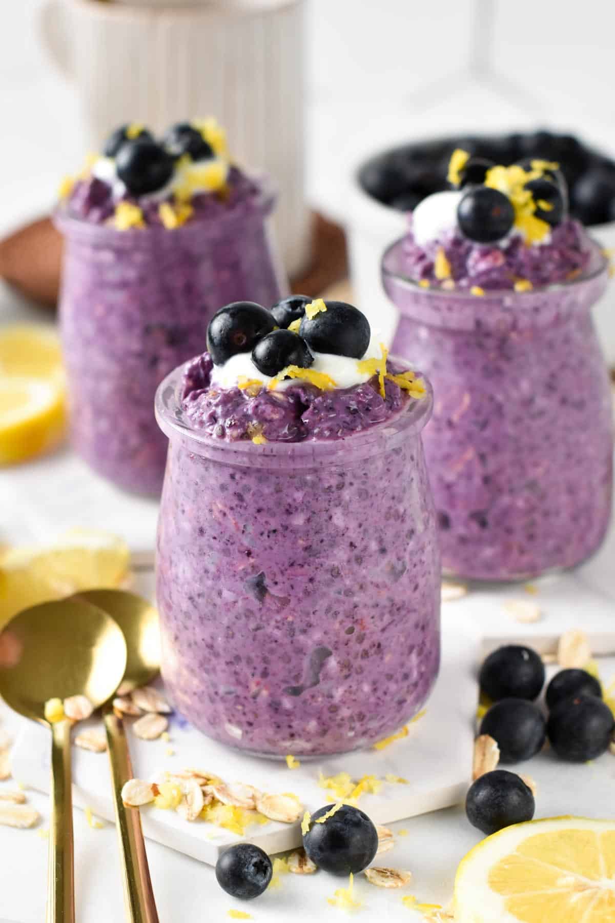 These blueberry overnight oats are a healthy creamy breakfasts packed with anti-inflammatory from blueberries and the most beautiful vibrant natural, purple color.These blueberry overnight oats are a healthy creamy breakfasts packed with anti-inflammatory from blueberries and the most beautiful vibrant natural, purple color.