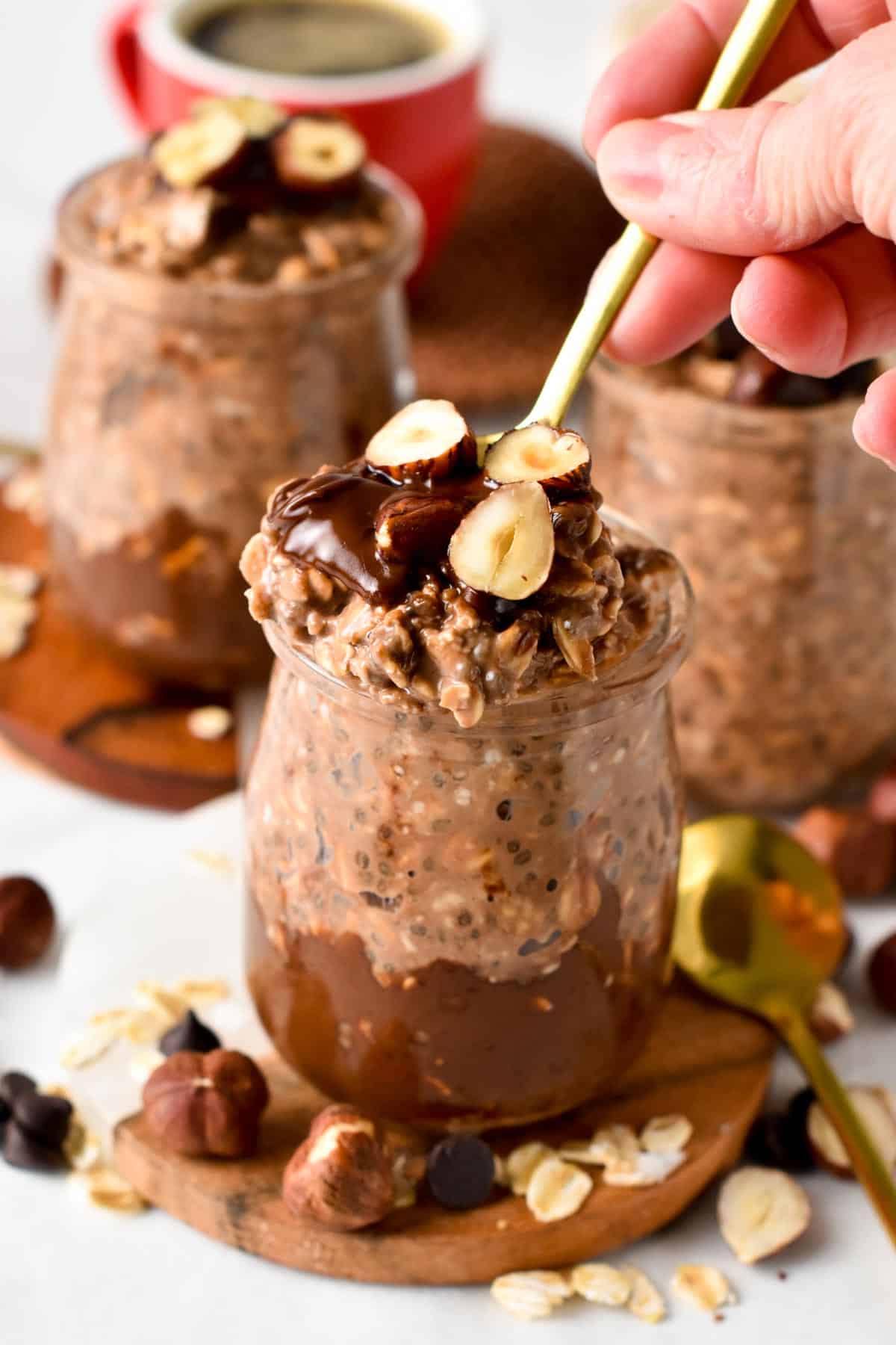 This Nutella Overnight is for the chocolate hazelnut lovers and you will fall in love with its creamy chocolate texture.