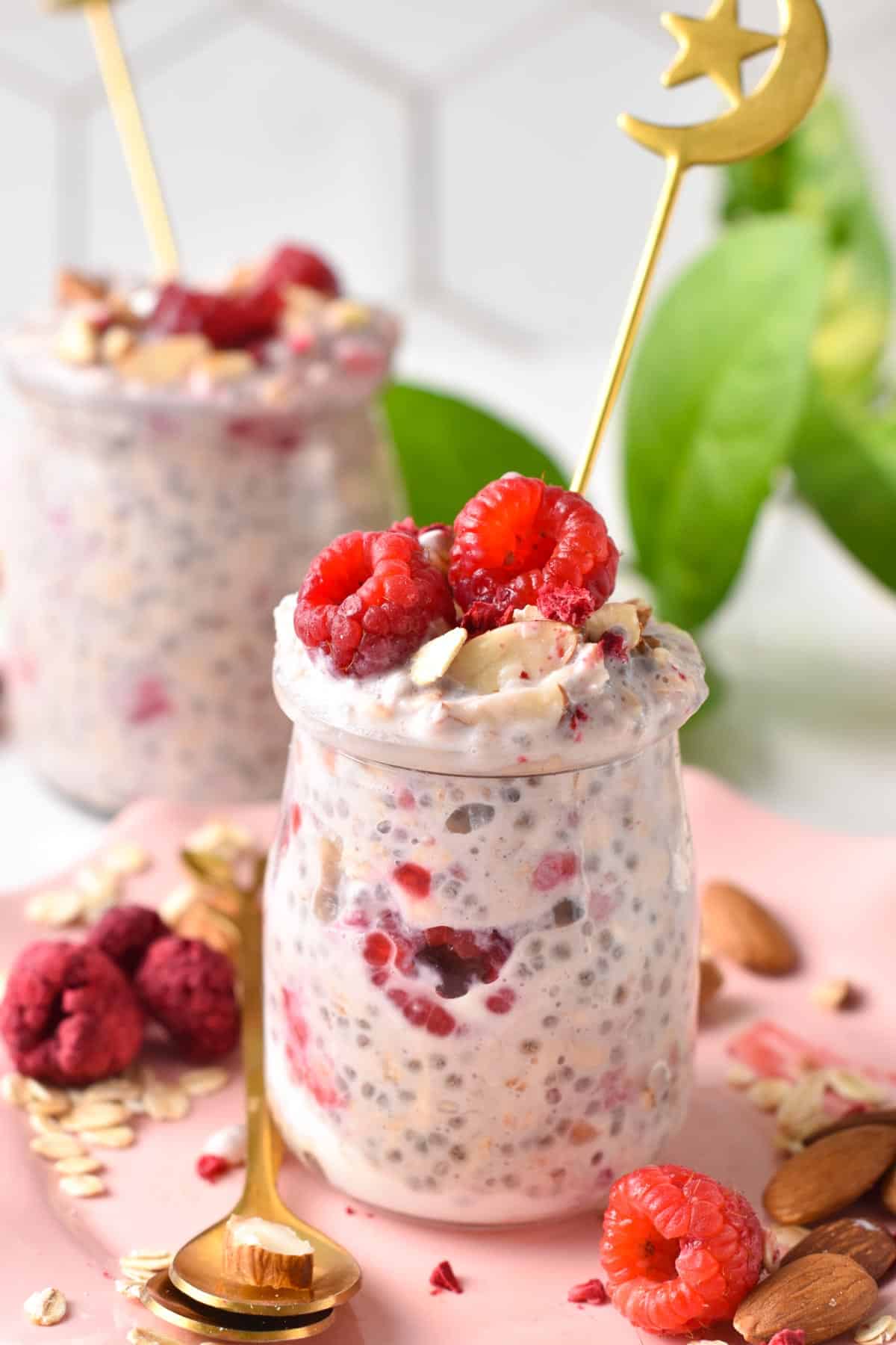 These Raspberry Overnight Oats are the most refreshing breakfast oatmeal jars for summer. Packed with nutrient-dense chia seeds, oats, and fresh raspberries, these will keep you full and happy in the morning.