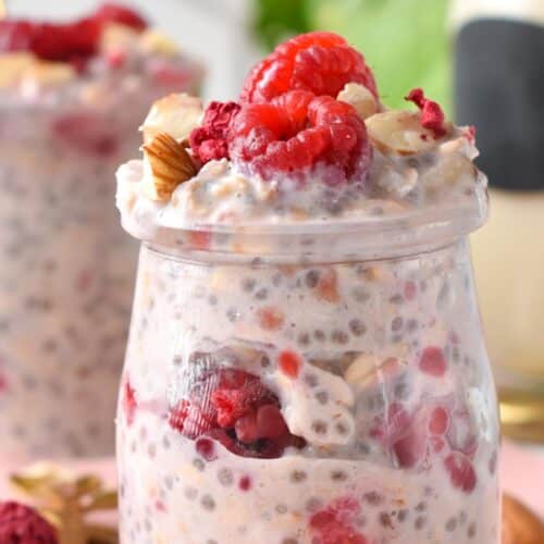 These Raspberry Overnight Oats are the most refreshing breakfast oatmeal jars for summer. Packed with nutrient-dense chia seeds, oats, and fresh raspberries, these will keep you full and happy in the morning.