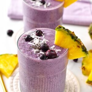 This Blueberry Pineapple Smoothie is the most delicious and refreshing summer smoothie with antioxidants. You will love the combination of sweet blueberries and the tropical flavors of pineapple