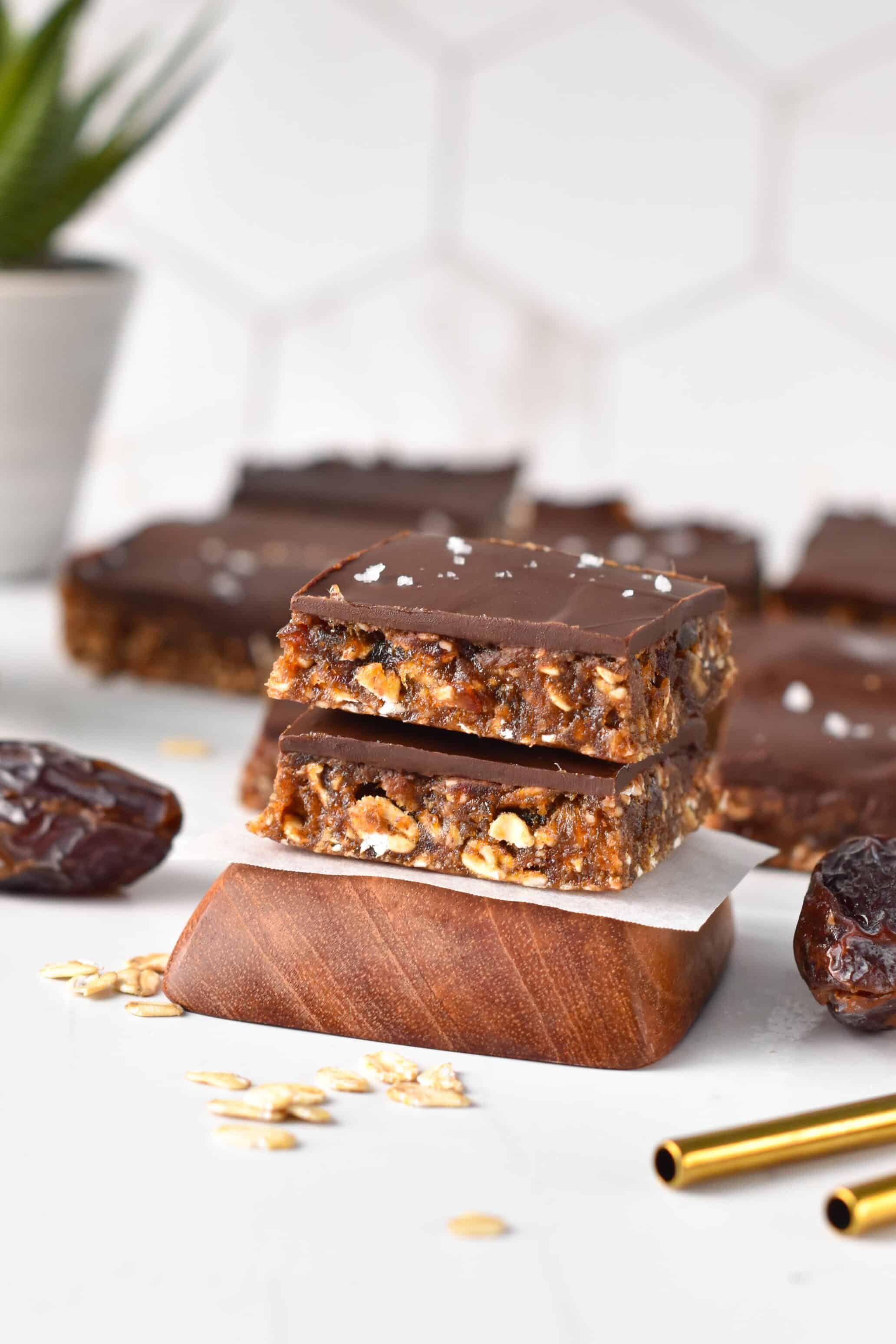 These healthy date bars are the most healthy sweet treat ever, packed with fiber, vitamins, and antioxidants