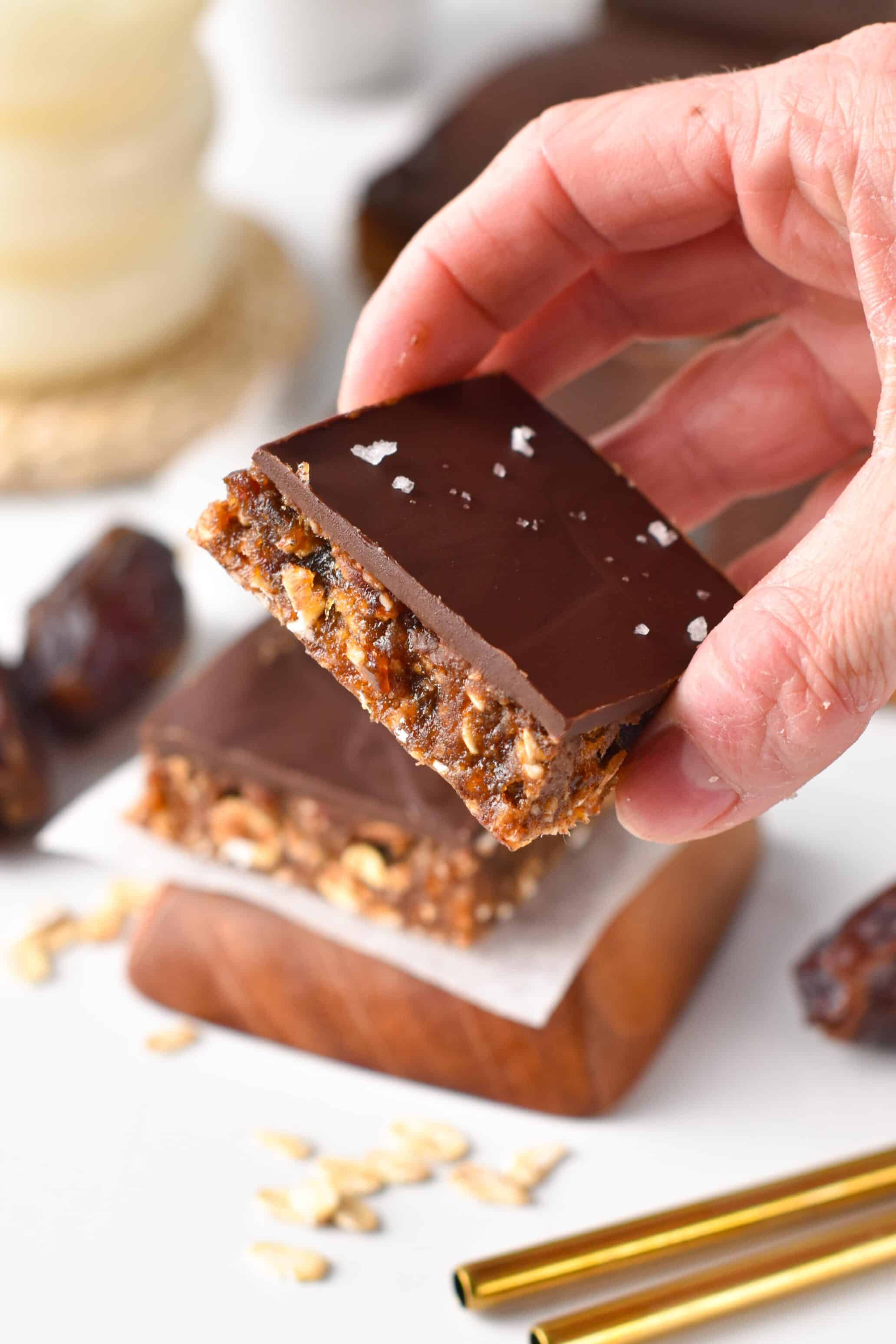 These healthy date bars are the most healthy sweet treat ever, packed with fiber, vitamins, and antioxidants