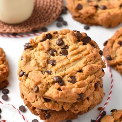 Vegan Chocolate Chip Peanut Butter Cookies