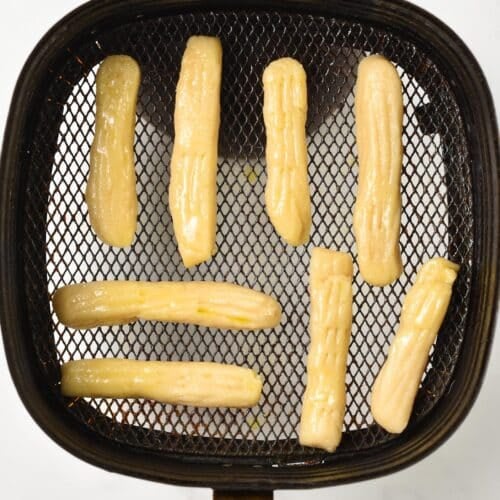 churros in a air fryer basket