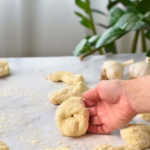 Showing the knot of garlic knot.