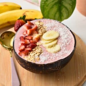 Banana Strawberry Oatmeal Smoothie