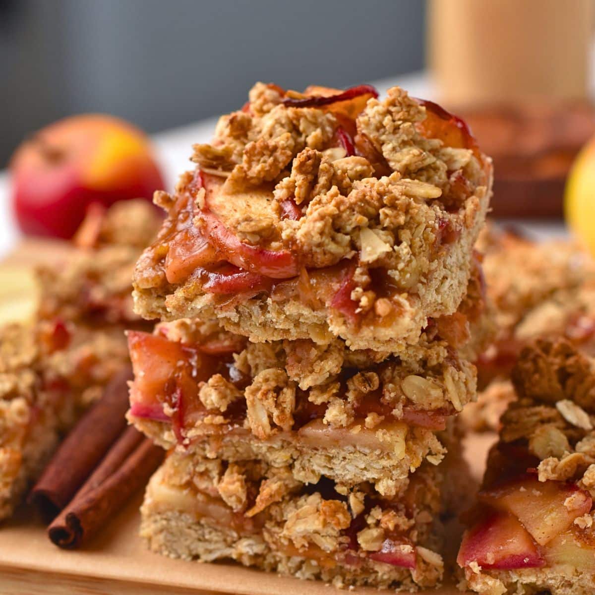Apple Crumble Bars