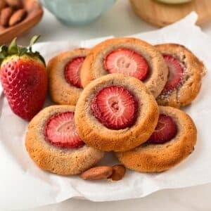 Almond Flour Strawberry Cookies