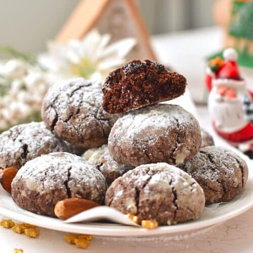 Chocolate Crinkle Cookies